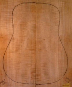 Bois local : érable ondé